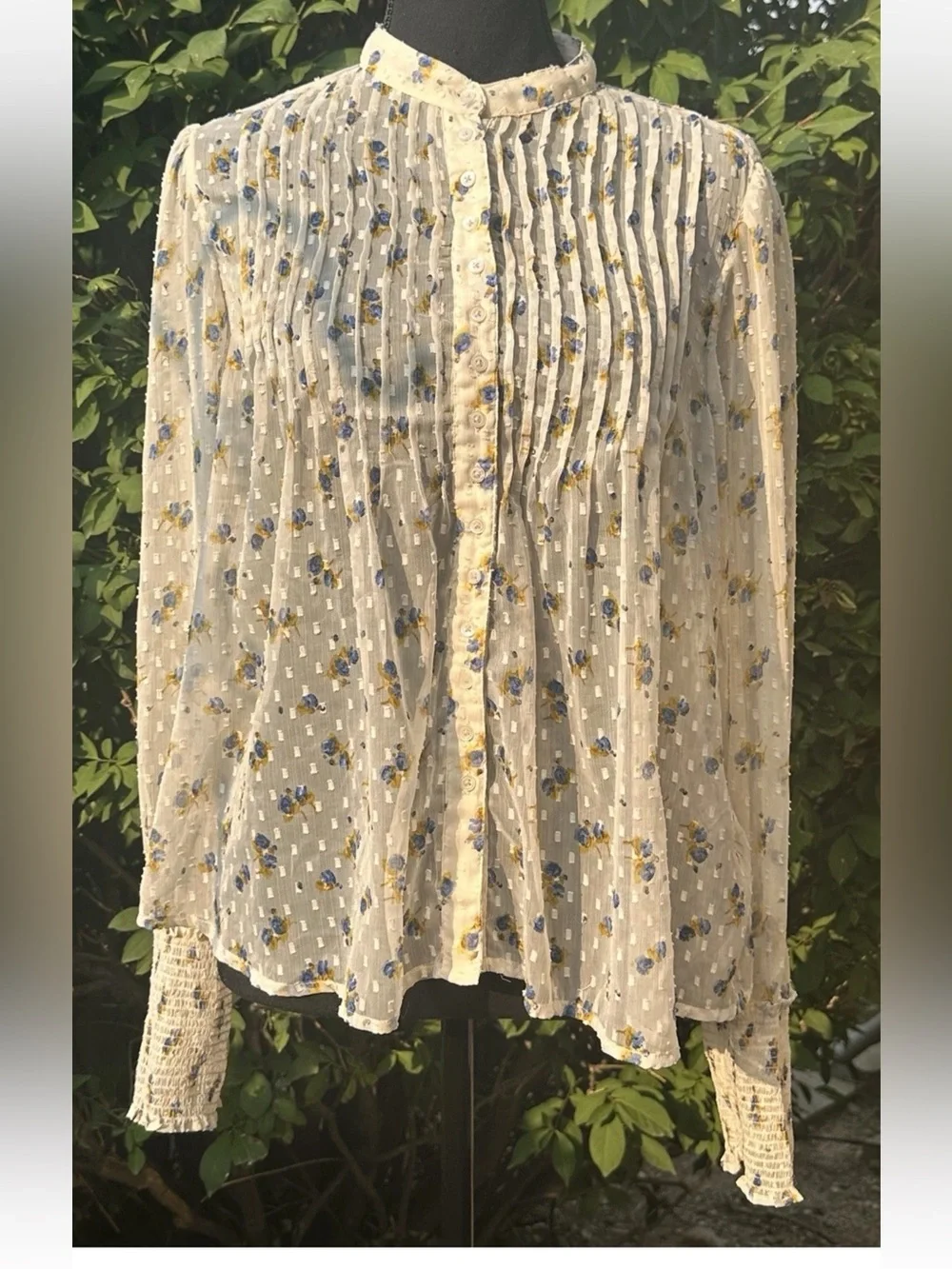 Free People Womens Blouse Beige Floral Button Up Pleated Long Sleeve Top Size SP